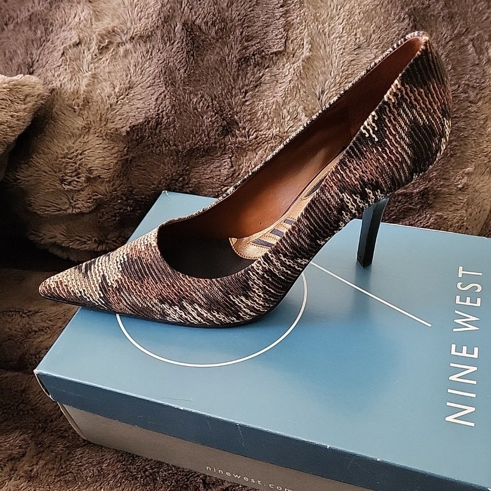 Nine West Brown Multi Fabric Heels size 10.5